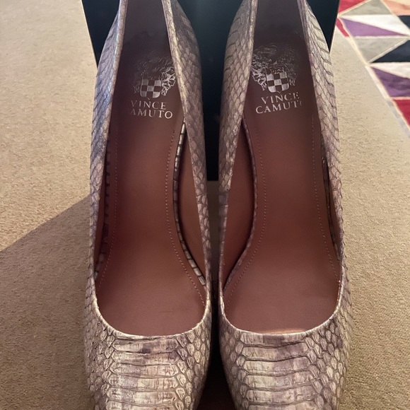 Vince Camuto Korsi pump Size 11 - Picture 3 of 6